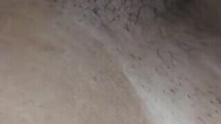 Essa esfregada no cu faz macho de putinha