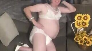 Sissy Lilee Diaper Lover ABDL!