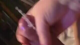 Tem como não amar o pau dessa travesti...