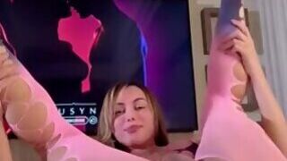 Narizinho masturbates