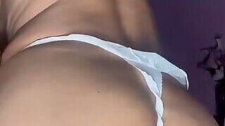 I FELT TOO HOT SO I DECIDED TO MASTURBATE UNTIL I ENDED UP REACHING ORGASM AND SUPER DILATED