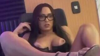 Nanda Pimentel gozando gostoso 2