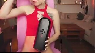 elf ts plays with her fleshlight