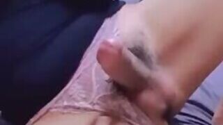 Cums many times
