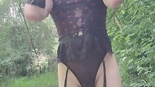 Femboy Sissy in the park masturbating