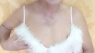 Oanh Le -Dressed as a sexy porn princess -Selfie ejaculates and then moans cock