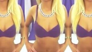 sexyblondeee ts bulge and tug