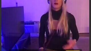 Super Sexy Sissy Solo Jerking on Cam