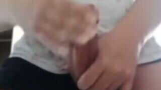 Sua namorada trans gozando gostoso